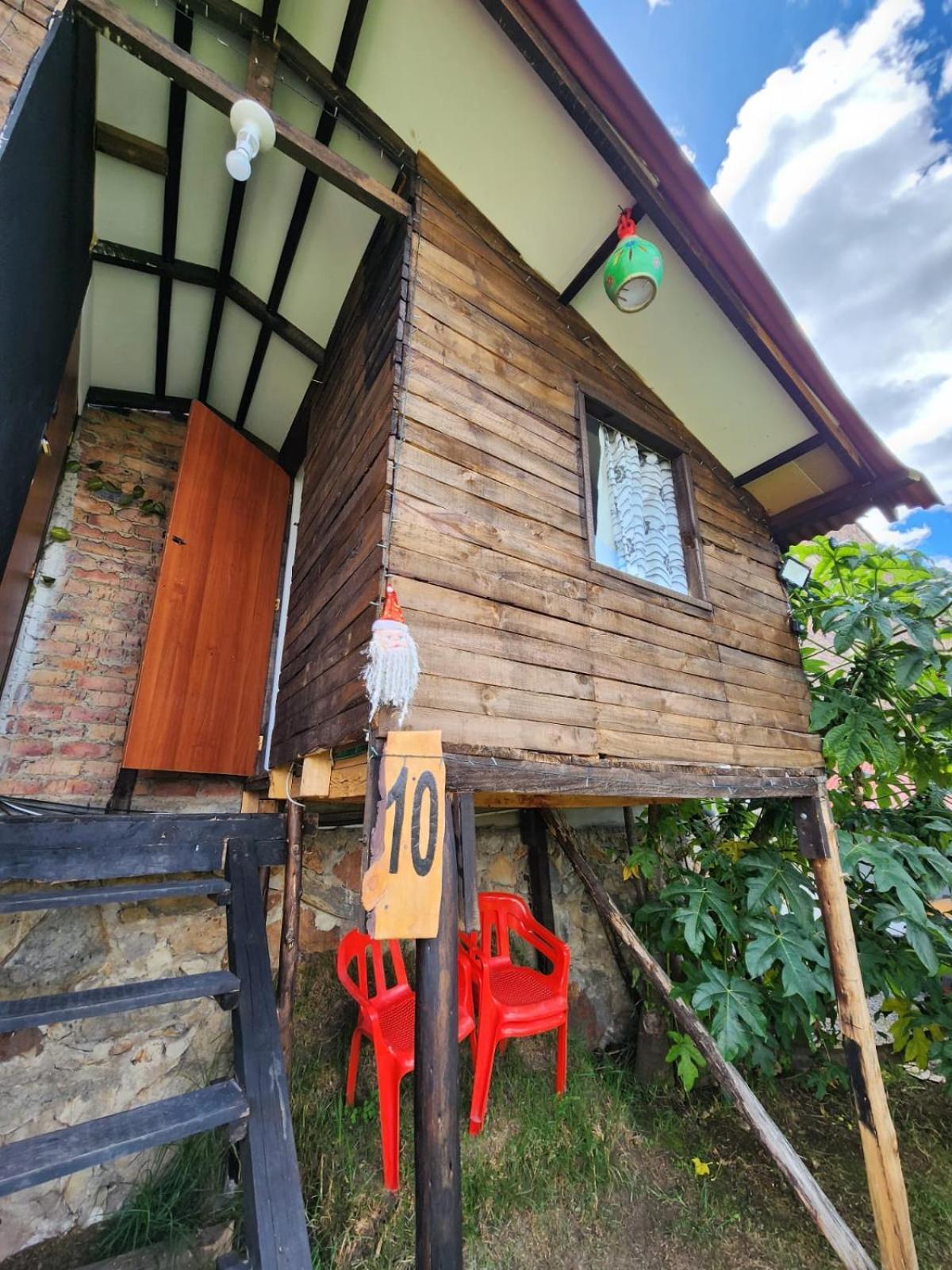 Hospedaje Las Cabanas Mongui Bagian luar foto